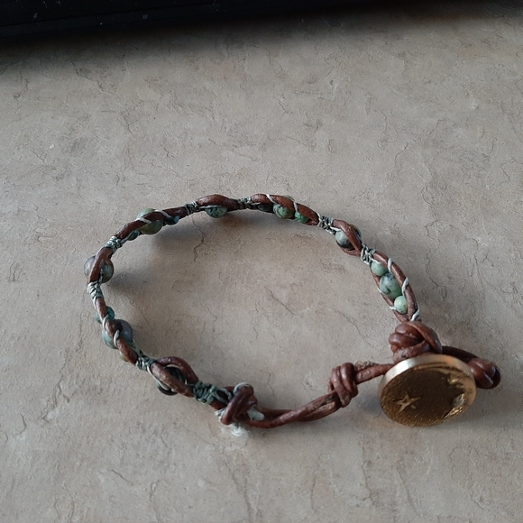 Single wrap leather bracelet - Picture 2 of 3